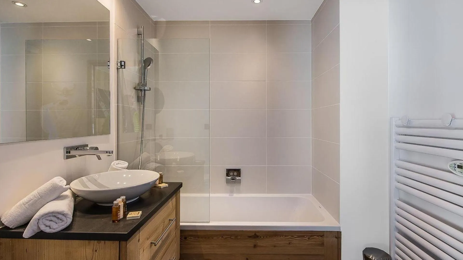 Chalet 5 Etoiles Pres Des Pistes Avec Jacuzzi Et Sauna - Fr-1-562-11 谷雪维尔